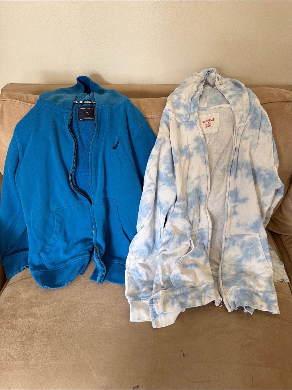 GUC - Lot of 2 Zip-Up Hoodies (Light Blue Tie-Dye and Blue)
